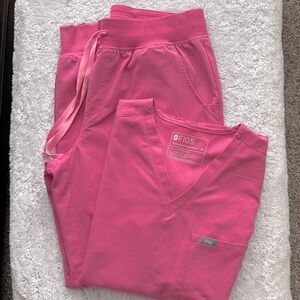 Figs Women’s Medium Catarina & Zamora Scrub Set in F’ing Pink